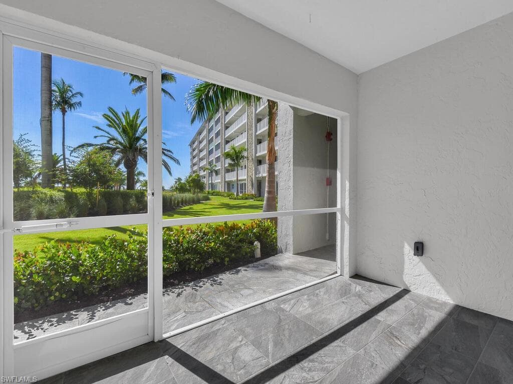 25730 Hickory BLVD # 126, BONITA SPRINGS FL 34134-32