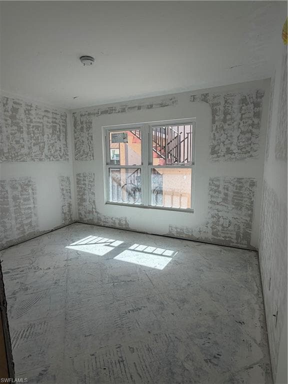 16881 Davis RD # 613, FORT MYERS FL 33908-4