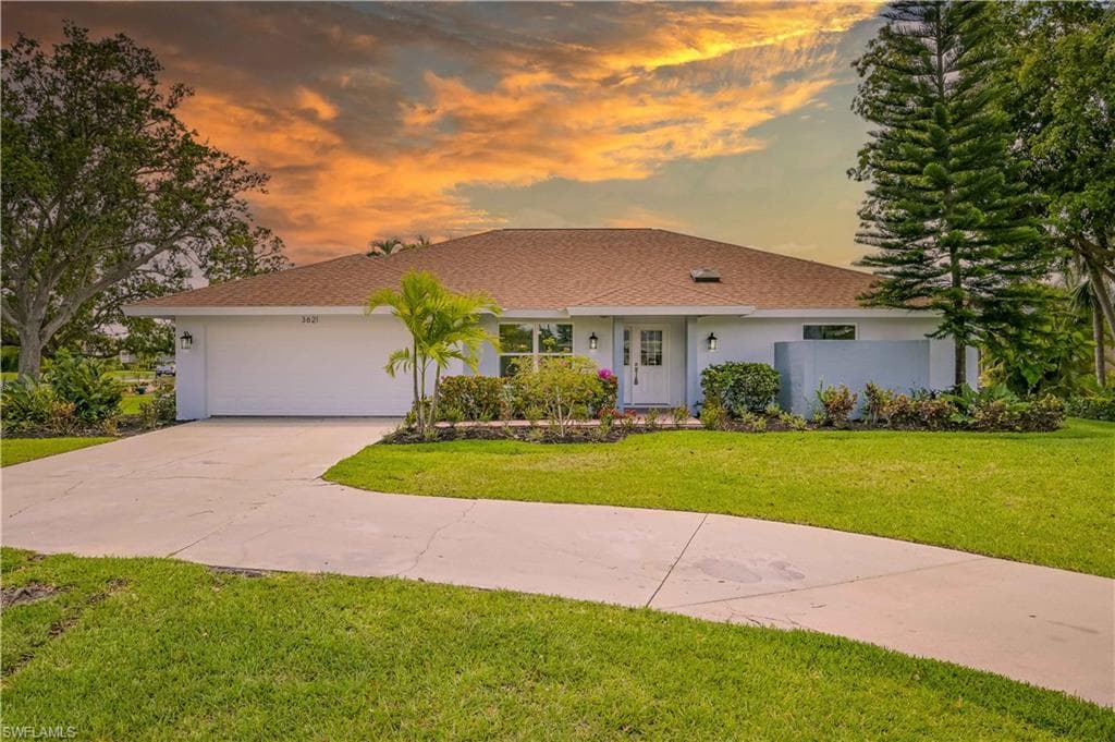 28211 Winthrop CIR, BONITA SPRINGS FL 34134-2