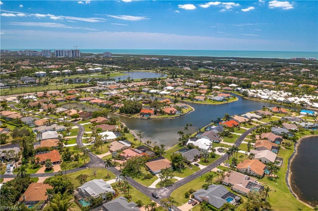 28211 Winthrop CIR, BONITA SPRINGS FL 34134-8