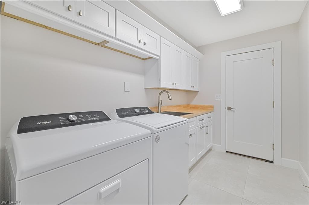 28211 Winthrop CIR, BONITA SPRINGS FL 34134-30