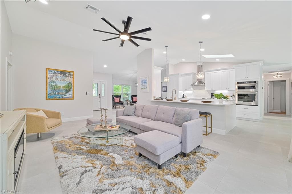 28211 Winthrop CIR, BONITA SPRINGS FL 34134-20