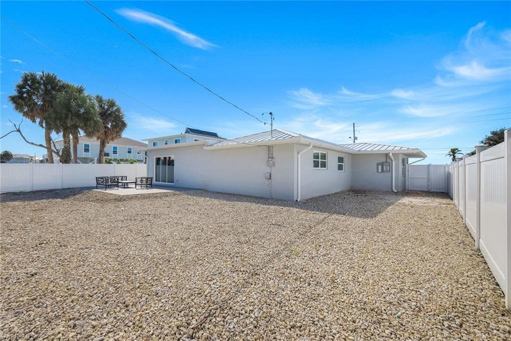 7987 Estero BLVD, FORT MYERS BEACH FL 33931-21