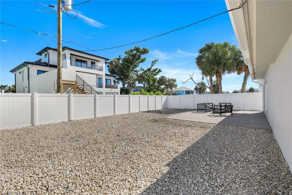 7987 Estero BLVD, FORT MYERS BEACH FL 33931-23
