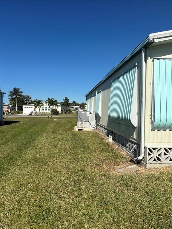 38 Island Lake LN, NAPLES FL 34114-3