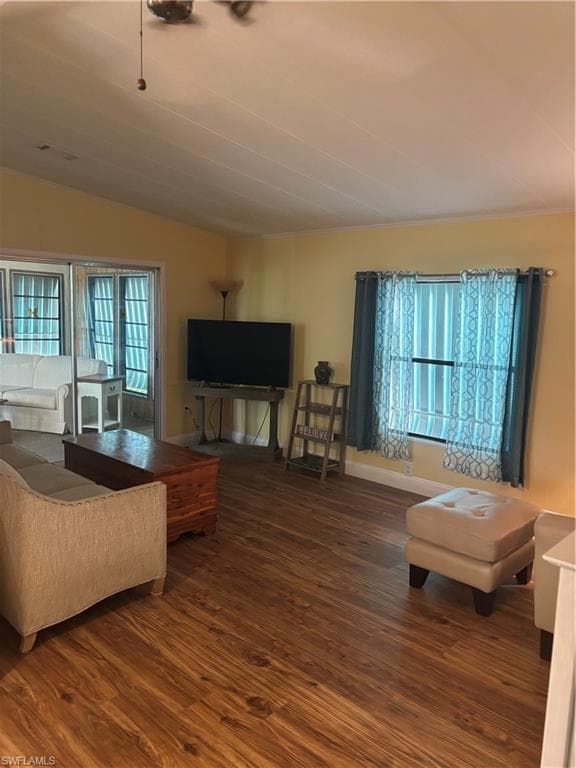 38 Island Lake LN, NAPLES FL 34114-7