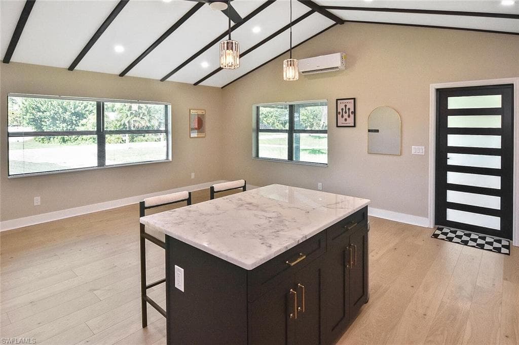 1922 Flamingo DR, NORTH FORT MYERS FL 33917-6