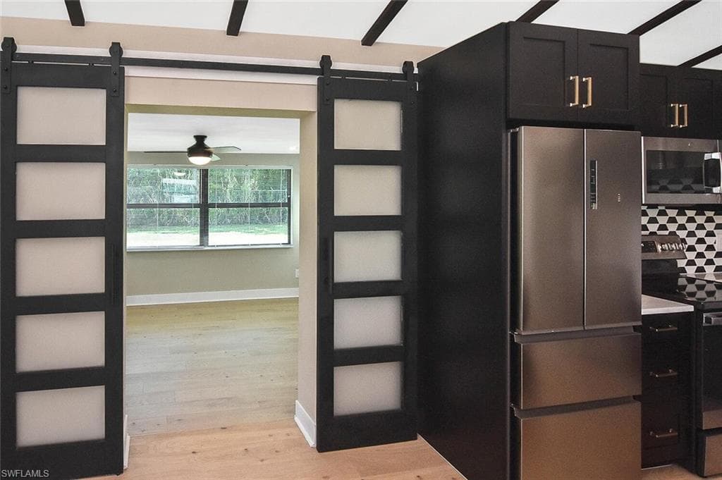 1922 Flamingo DR, NORTH FORT MYERS FL 33917-31