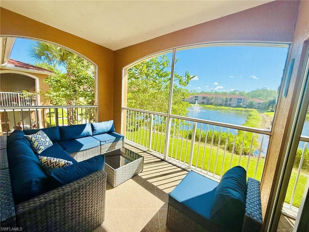 1820 Florida Club CIR # 2210, NAPLES FL 34112-5