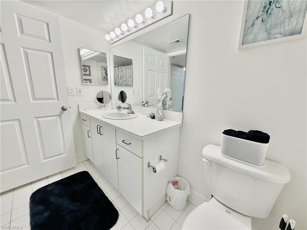 1820 Florida Club CIR # 2210, NAPLES FL 34112-15