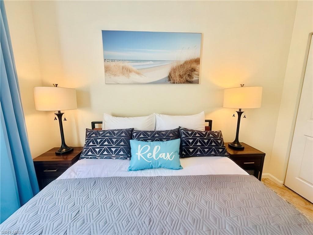 1820 Florida Club CIR # 2210, NAPLES FL 34112-19