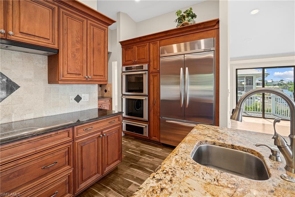 18292 Deep Passage LN, FORT MYERS BEACH FL 33931-23