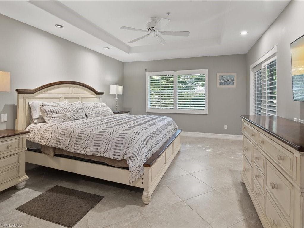 793 Carrick Bend CIR # 202, NAPLES FL 34110-20