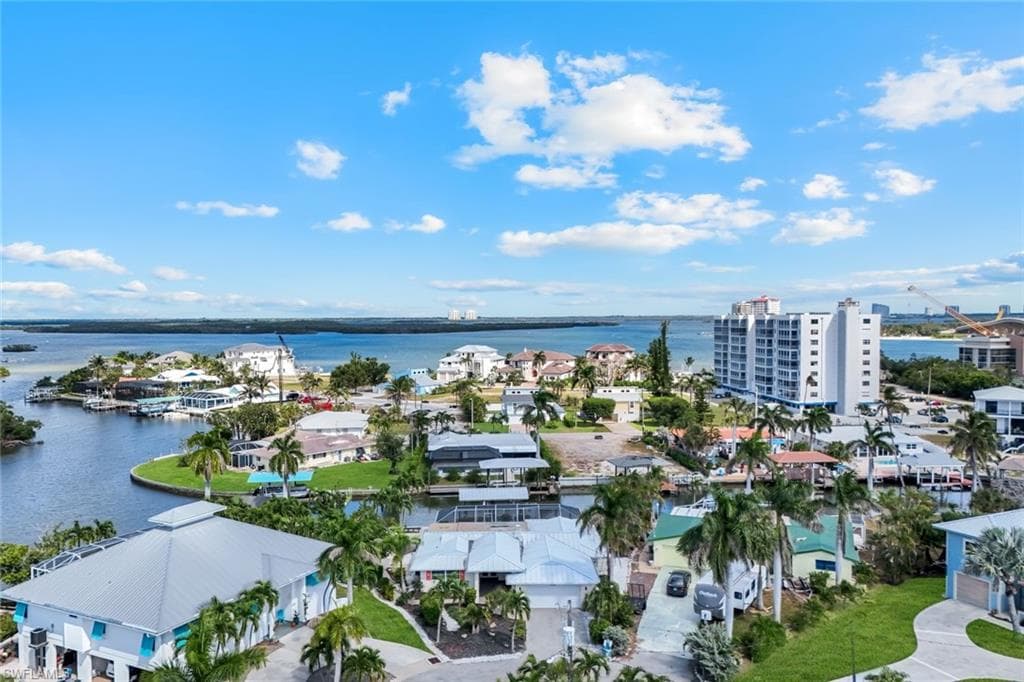 8552 Lagoon RD, FORT MYERS BEACH FL 33931-22