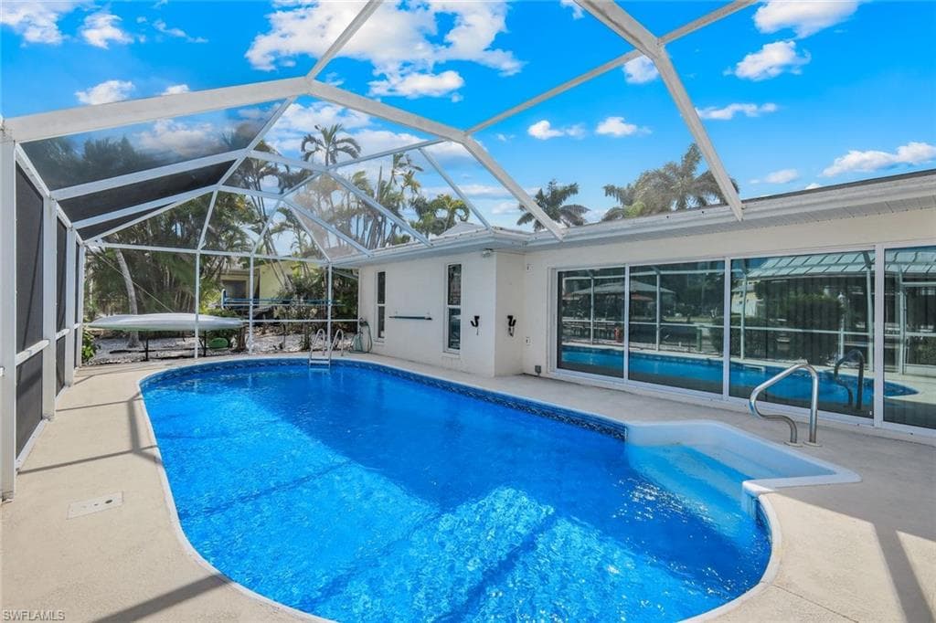 8552 Lagoon RD, FORT MYERS BEACH FL 33931-24