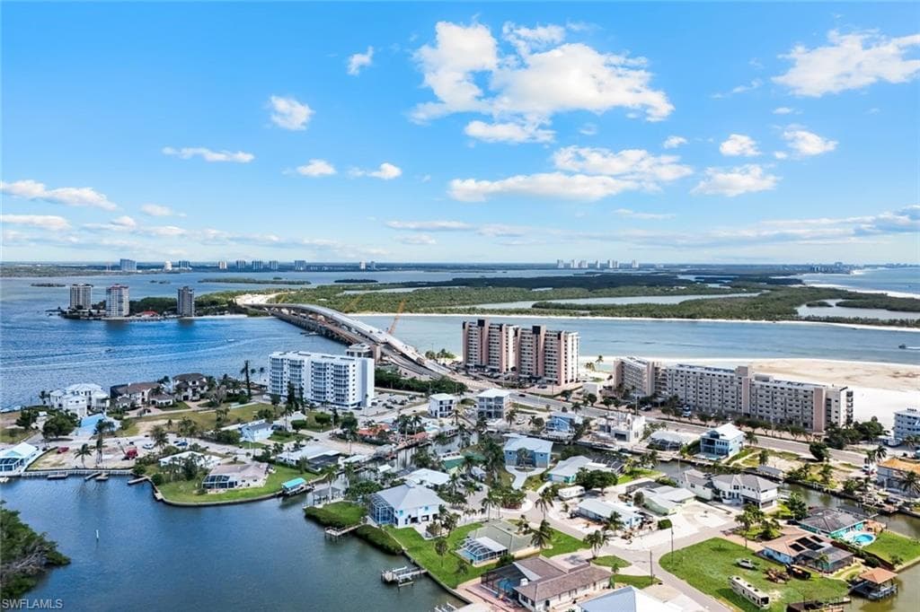 8552 Lagoon RD, FORT MYERS BEACH FL 33931-20