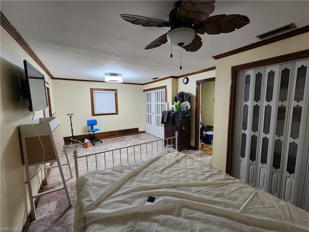 1370 Harbor View DR-28