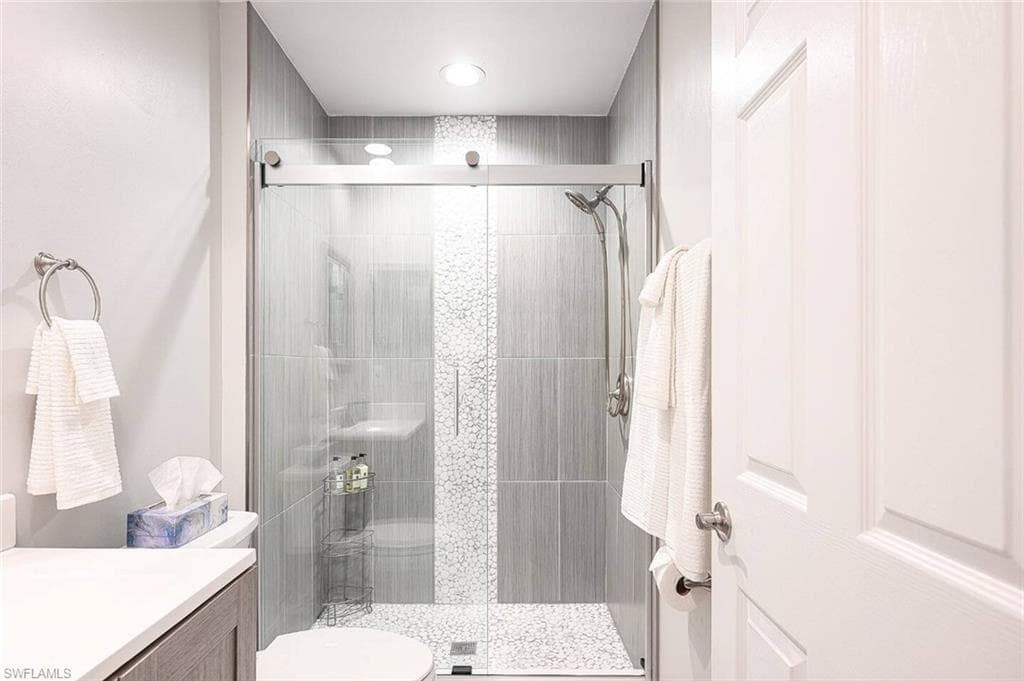 3323 Olympic DR # 726, NAPLES FL 34105-7