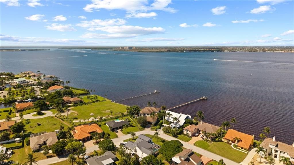 14994 Bonaire CIR, FORT MYERS FL 33908-21