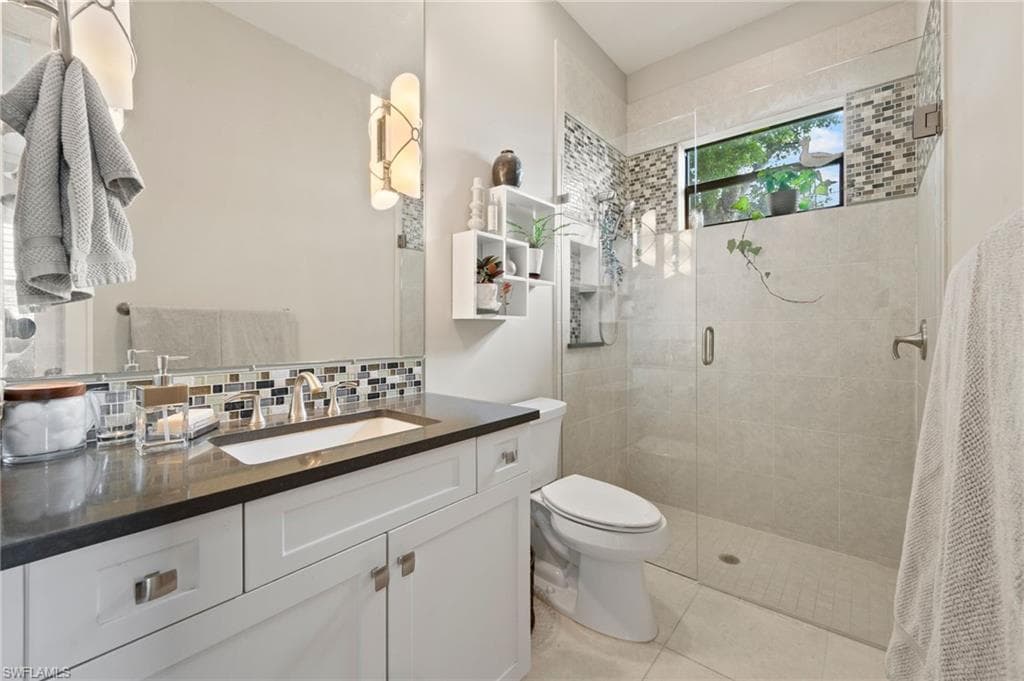 14994 Bonaire CIR, FORT MYERS FL 33908-18