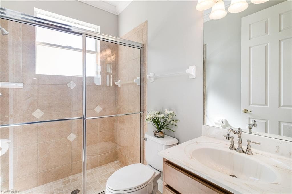 8514 Sedonia CIR, ESTERO FL 33967-39