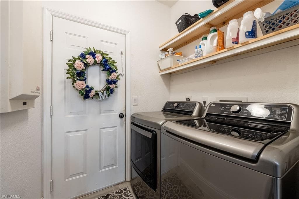 2939 Orange Grove TRL, NAPLES FL 34120-45