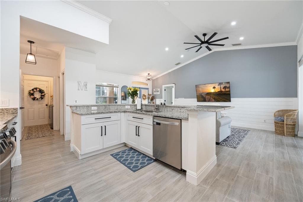 2939 Orange Grove TRL, NAPLES FL 34120-10