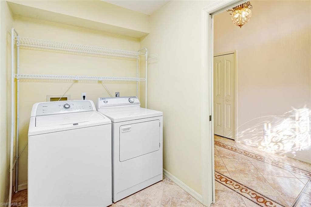 1574 NW 28th AVE, CAPE CORAL FL 33993-31