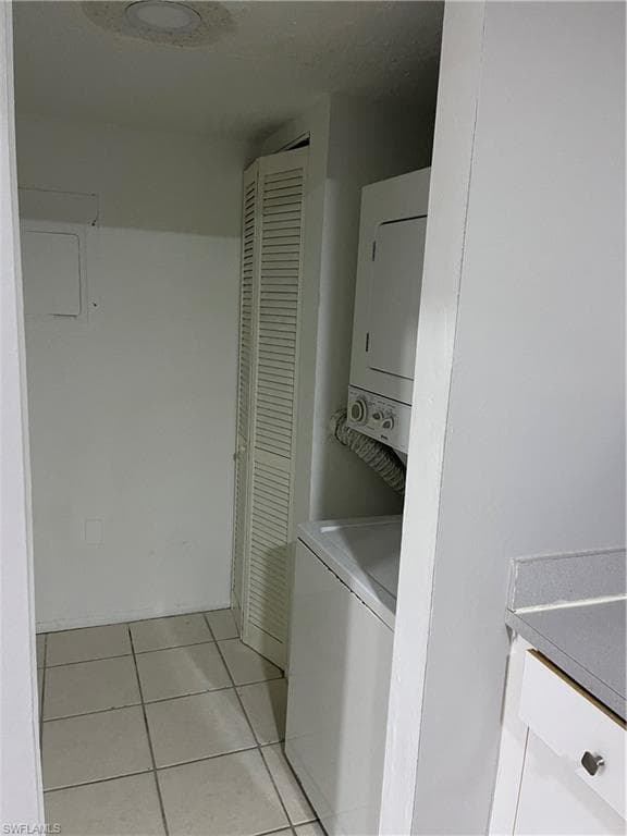 3405 Winkler AVE # 207, FORT MYERS FL 33916-16