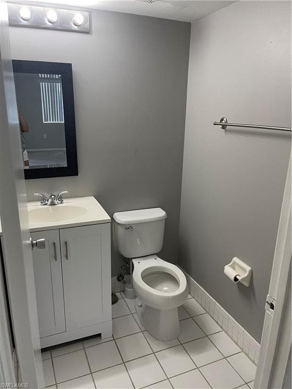 3405 Winkler AVE # 207, FORT MYERS FL 33916-15