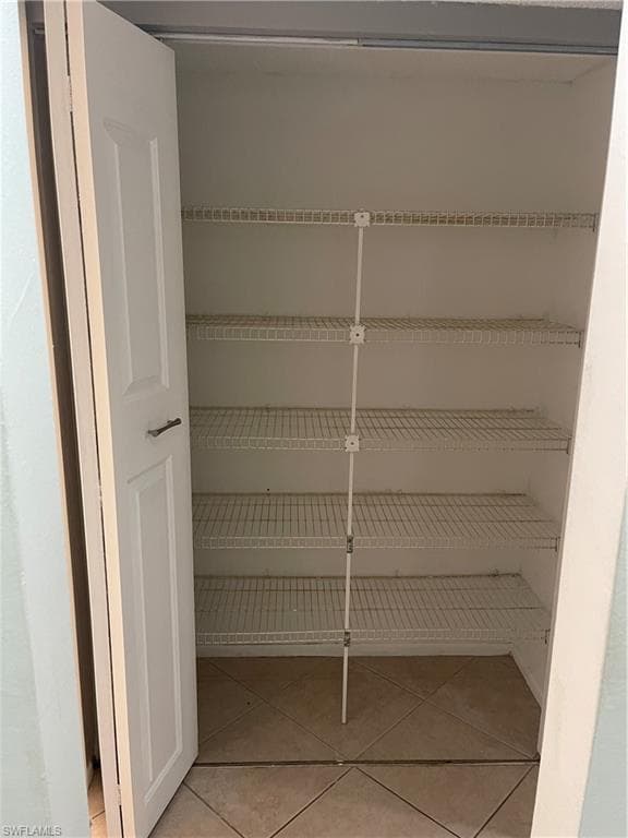 3405 Winkler AVE # 207, FORT MYERS FL 33916-14