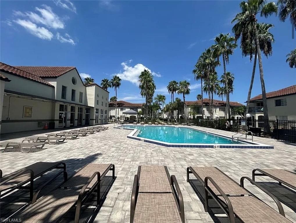 3405 Winkler AVE # 207, FORT MYERS FL 33916-28