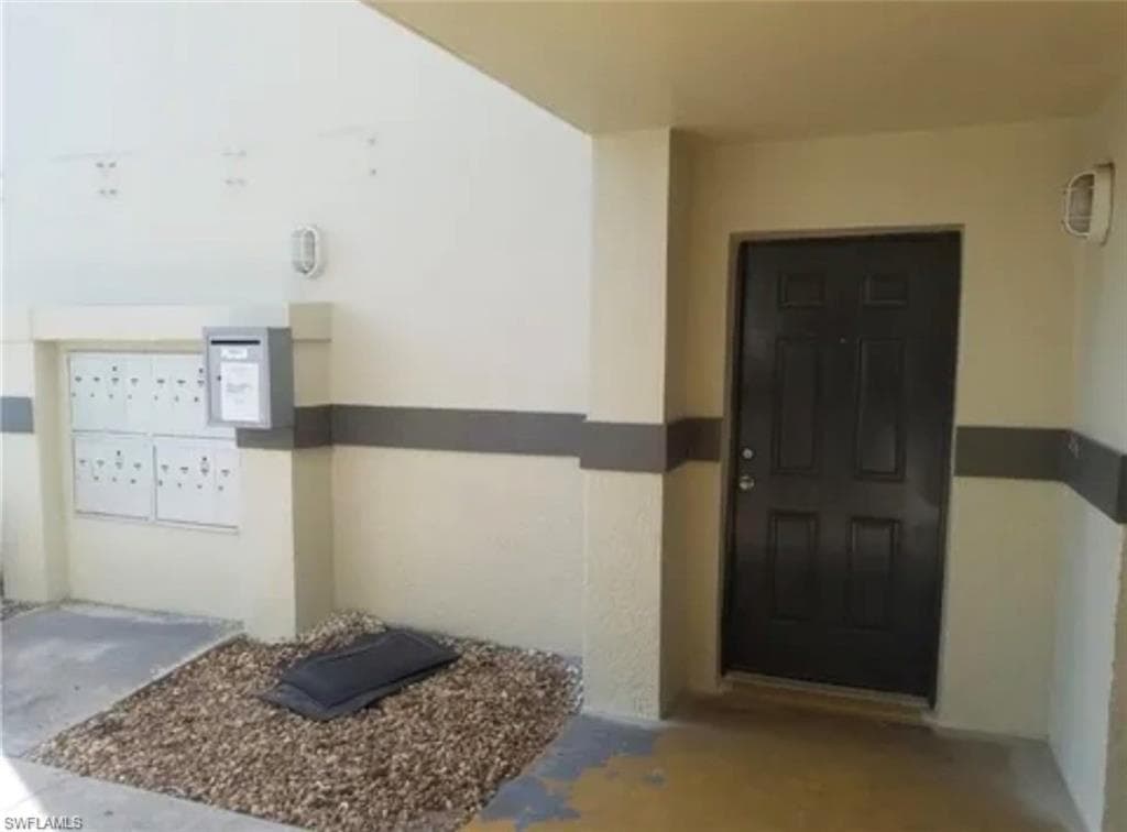3405 Winkler AVE # 207, FORT MYERS FL 33916-3