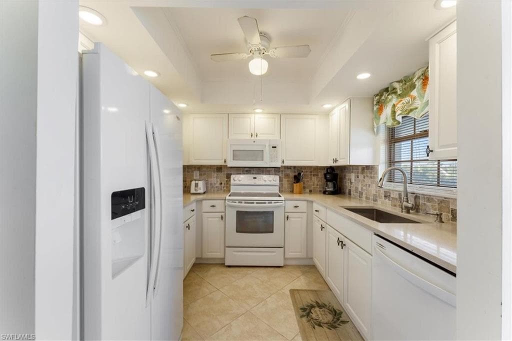 315 Saint Andrews BLVD # B32, NAPLES FL 34113-13