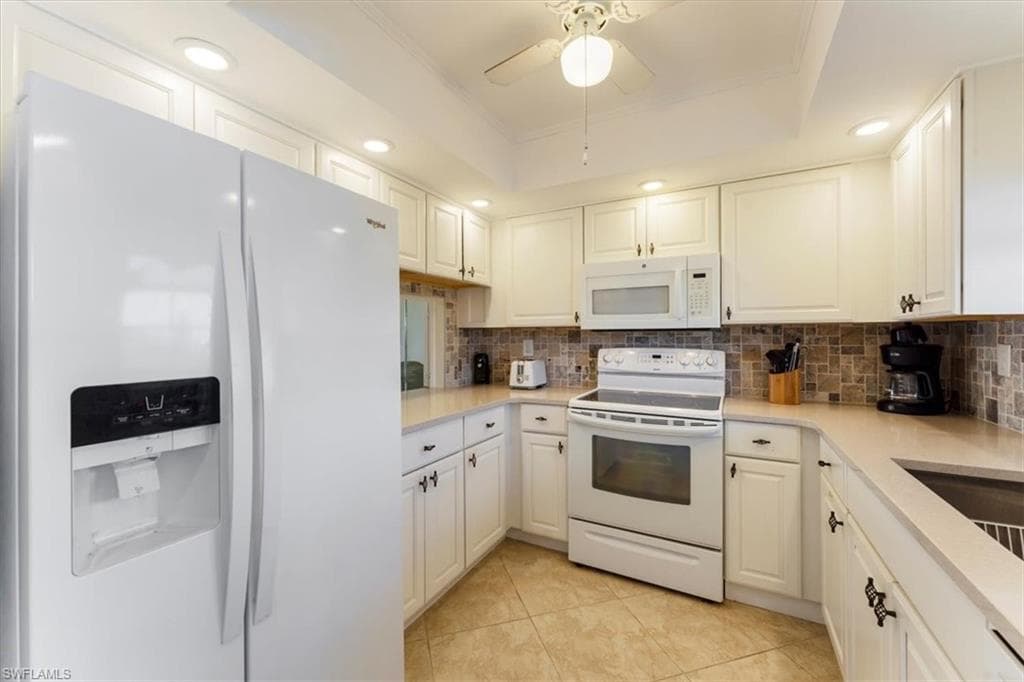 315 Saint Andrews BLVD # B32, NAPLES FL 34113-14