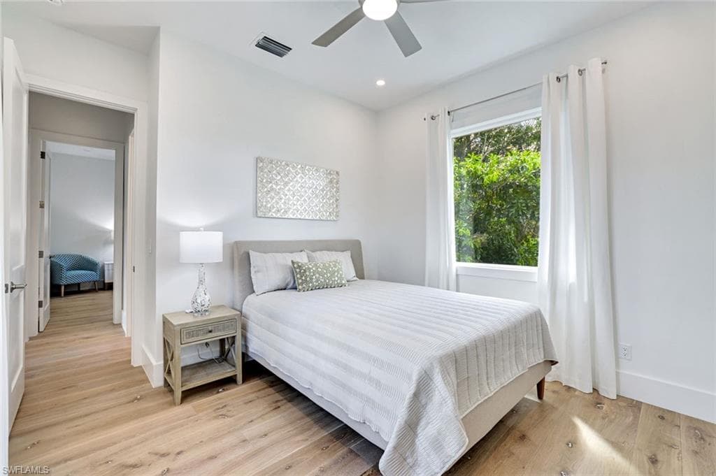 2515 Royal Palm CT, NAPLES FL 34103-19