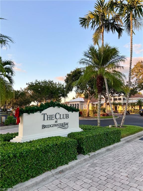 3411 Sandpiper WAY, NAPLES FL 34109-25