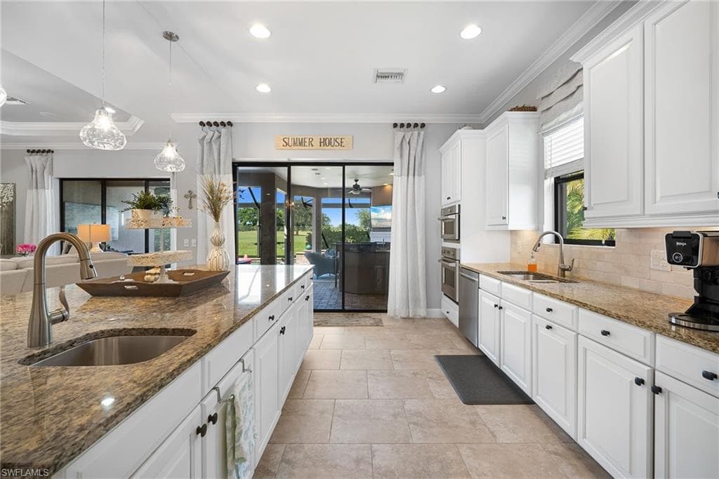 3307 Chestnut Grove DR, ALVA FL 33920-12