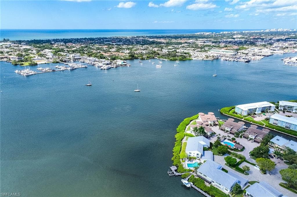 1311 Chesapeake AVE # 4A, NAPLES FL 34102-45