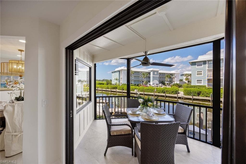 1311 Chesapeake AVE # 4A, NAPLES FL 34102-16