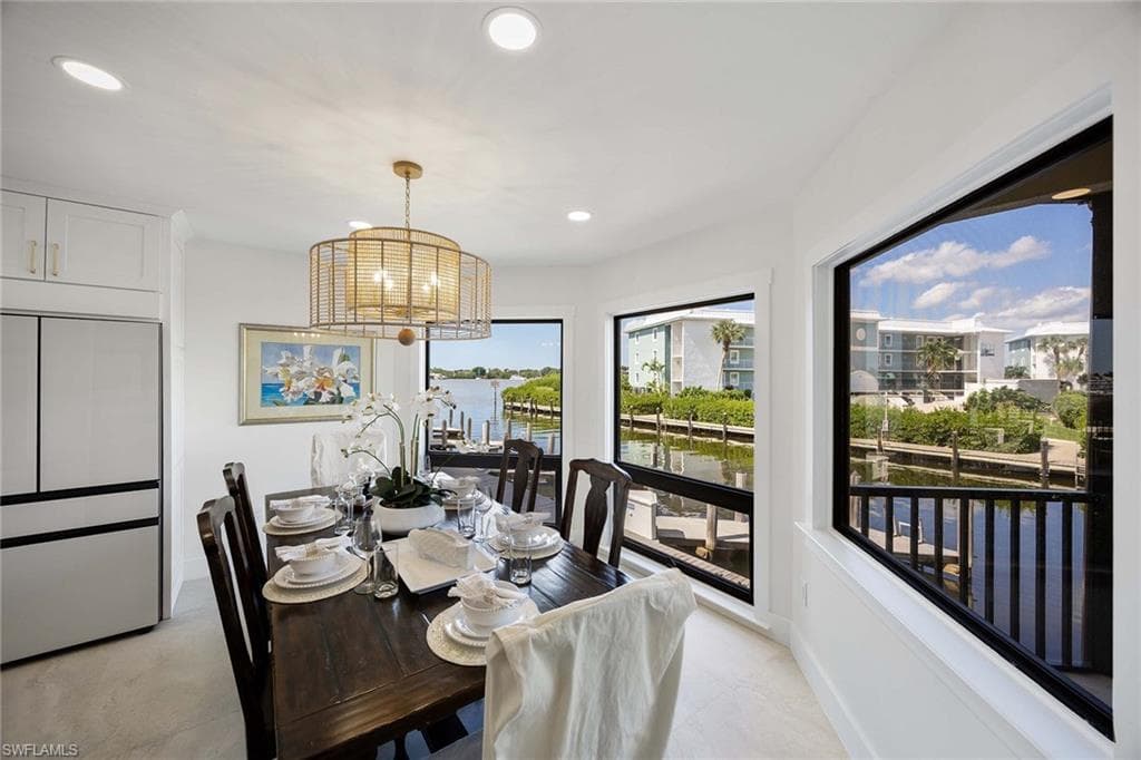 1311 Chesapeake AVE # 4A, NAPLES FL 34102-15