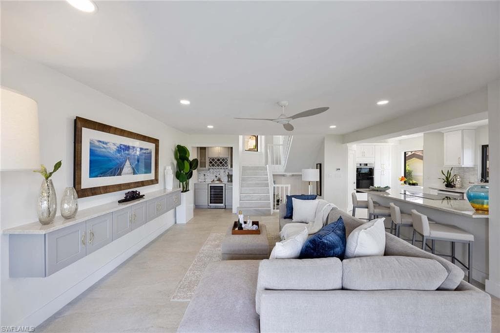 1311 Chesapeake AVE # 4A, NAPLES FL 34102-11