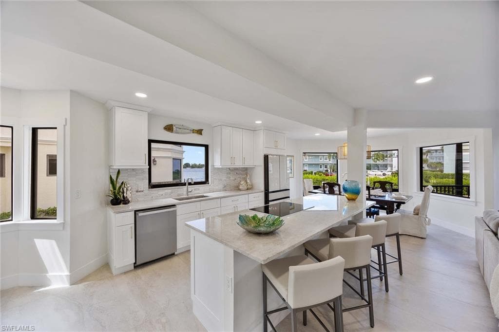 1311 Chesapeake AVE # 4A, NAPLES FL 34102-6