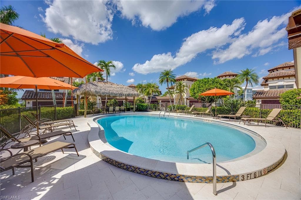 1311 Chesapeake AVE # 4A, NAPLES FL 34102-48