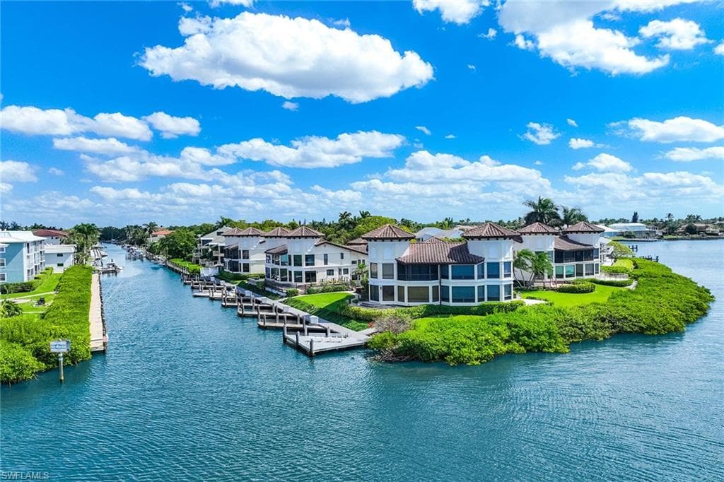 1311 Chesapeake AVE # 4A, NAPLES FL 34102-40