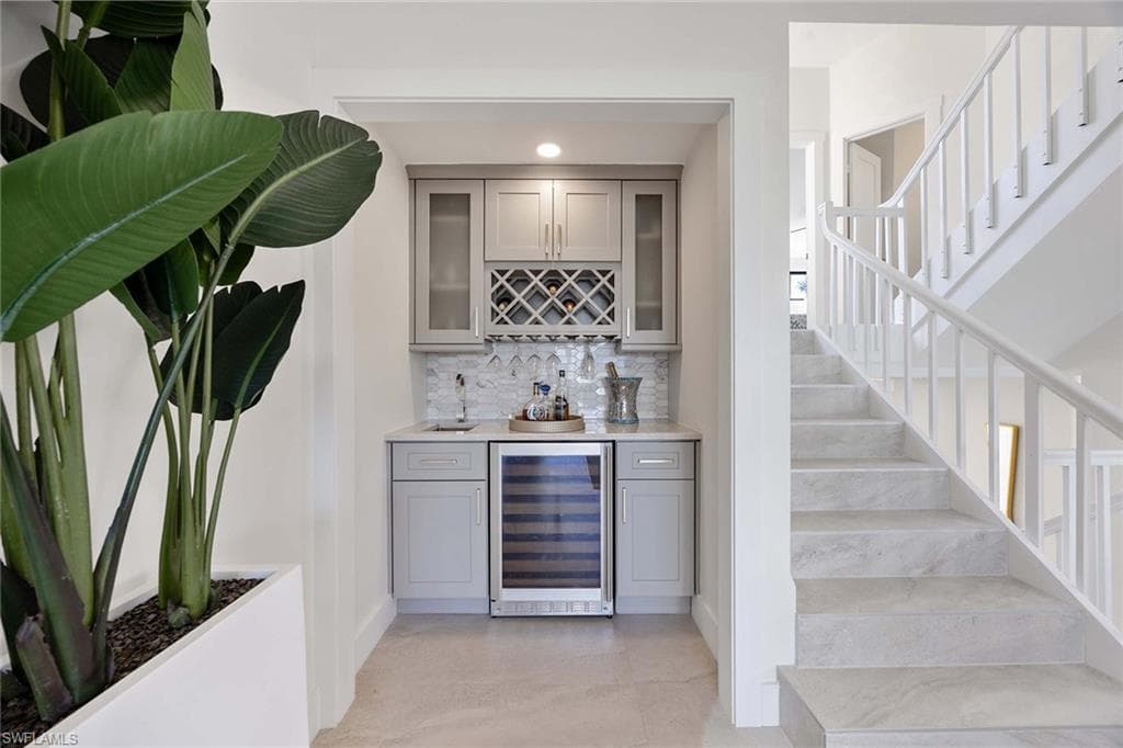 1311 Chesapeake AVE # 4A, NAPLES FL 34102-14