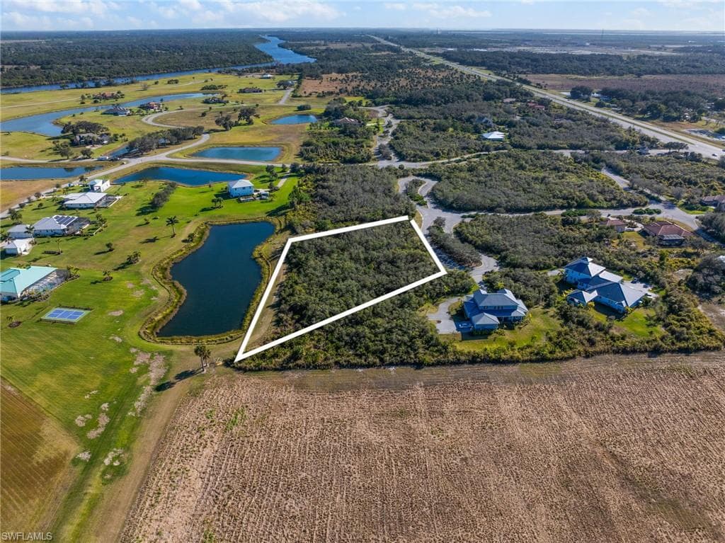 22921 Florida Rosemary LN, ALVA FL 33920-2