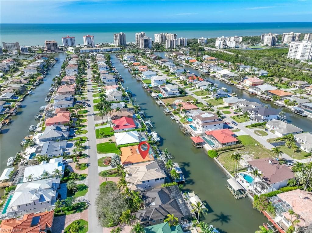 447 Egret AVE, NAPLES FL 34108-6