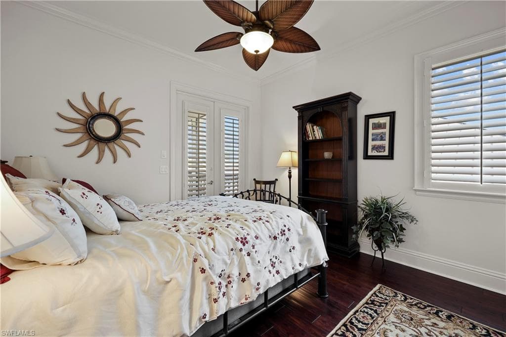 447 Egret AVE, NAPLES FL 34108-27