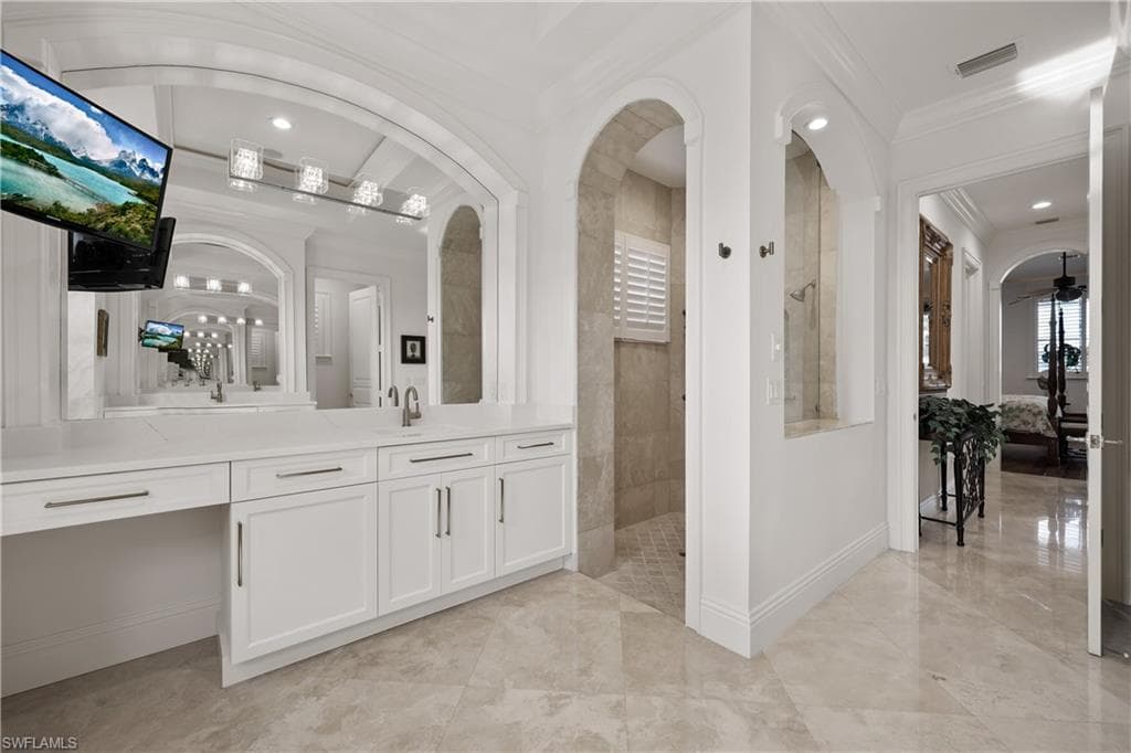 447 Egret AVE, NAPLES FL 34108-19
